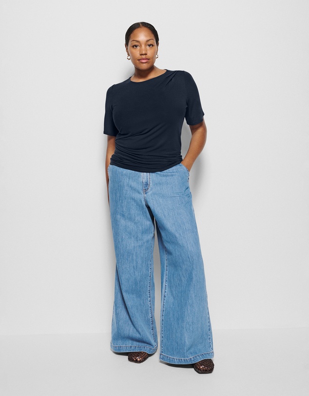 Commonry - Mila Tee