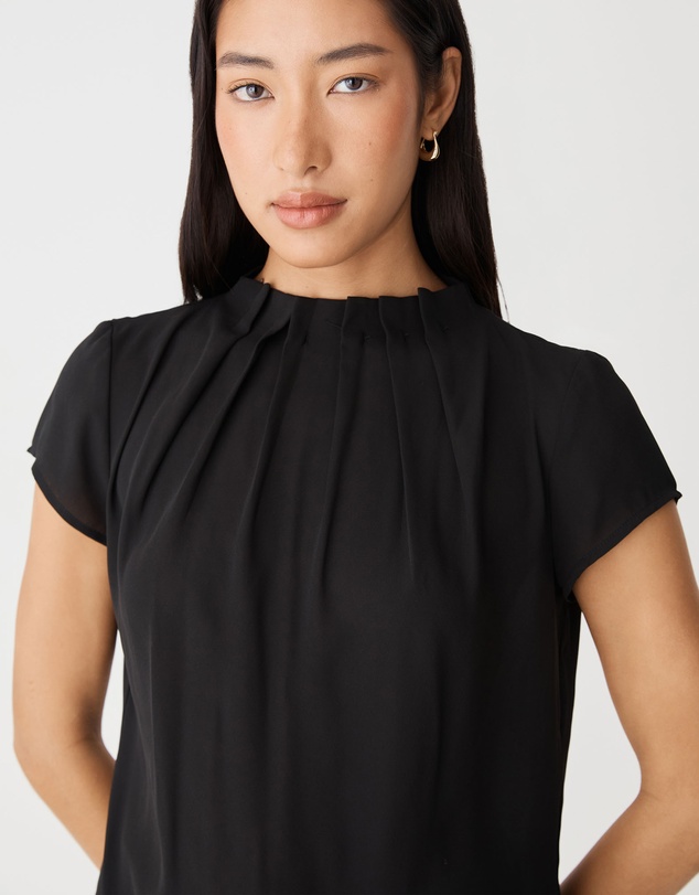 Forcast - Olivia Pleated High Neck Top