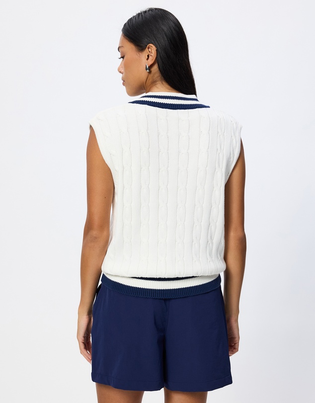 Walker Golf Things - Classic Cable Knit Vest