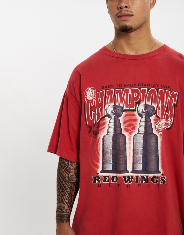Vintage by The Real Deal - Pre Loved - 1998 NHL Detroit Red Wings Tee