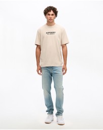 Superdry - Loose Logo Graphic Tee