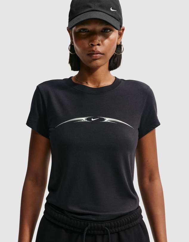 Nike - Sportswear Chill Knit Slim Cropped T-Shirt
