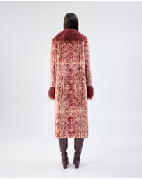 Unreal Fur - Cuvée Rose Coat