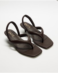 Dazie - Frankie Kitten Heel Thongs