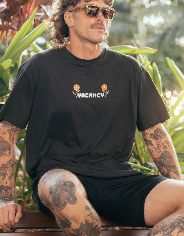 Vacancy Co - Flower Power Tee