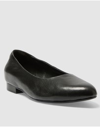 Wide Steps - Dame