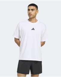 adidas Performance - RUNNERS WE ARE DIFFERENT GRAPHIC T-SHIRT Mens