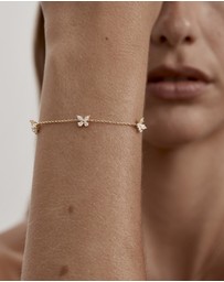 By Charlotte - Dancing in the Wind Bracelet