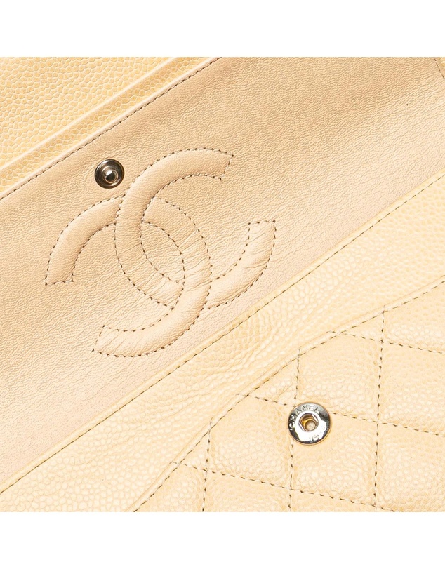 Chanel - Pre-Loved Medium Classic Caviar Double Flap