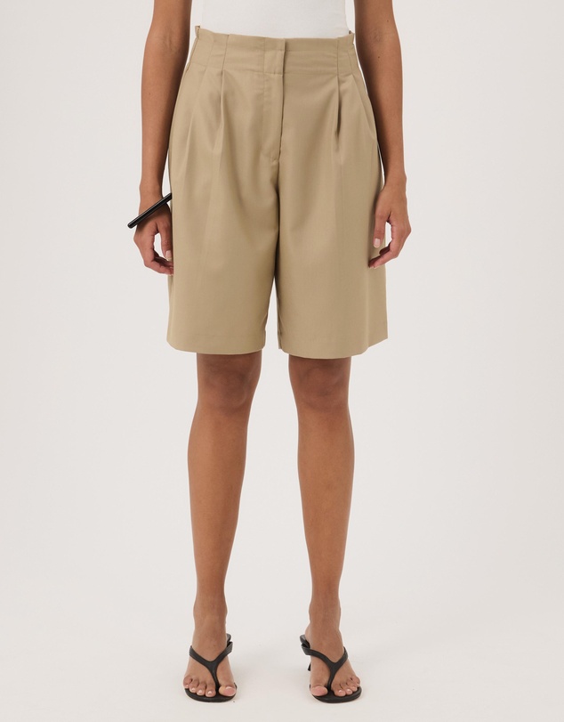 Atmos&Here - Elsie Pleated Waist Shorts