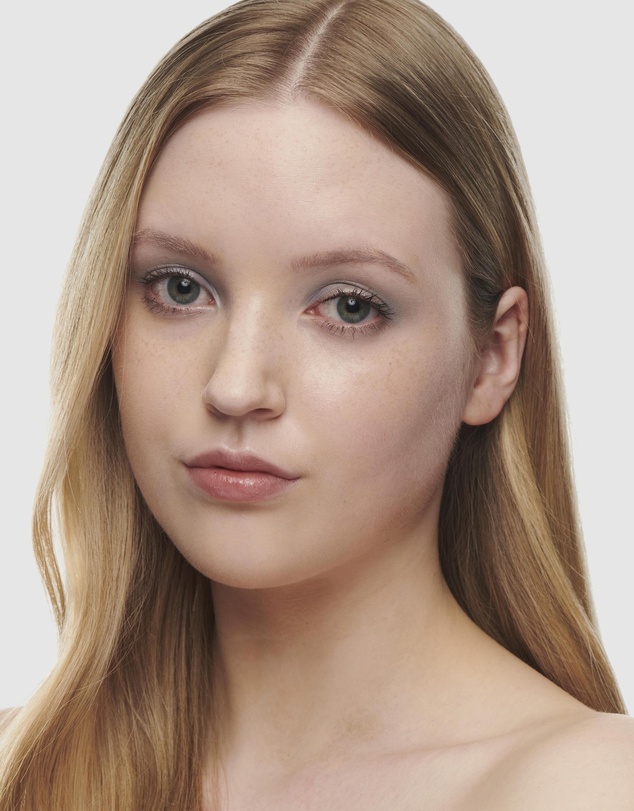 MAC - Studio Radiance Serum-Powered Foundation - NW11