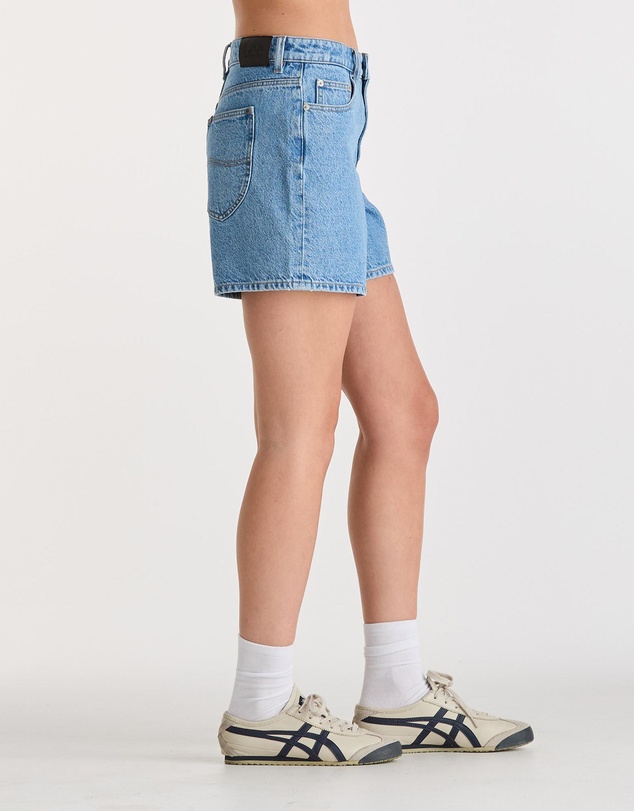 Lee - Mid Straight Shorts