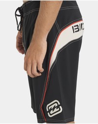 Billabong - Mens Straddie Pro Performance 20