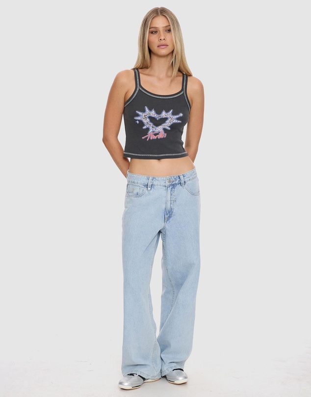 Thrills - Burning Hearts Base Tank