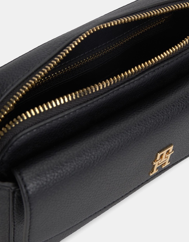 Tommy Hilfiger - Icon Camera Bag