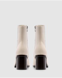 Nine West - Dover