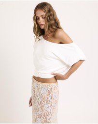 Alice In The Eve - Chrissy Off Shoulder Top