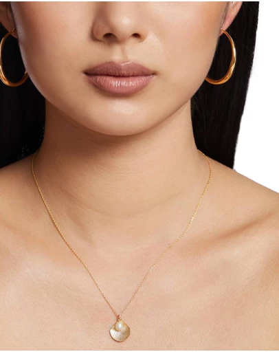 Alana Maria - Ula Shell Necklace - Gold