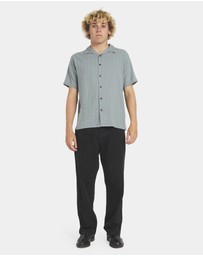 RVCA - Mens Vacancy Short Sleeve Shirt