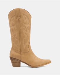 Therapy - Clayton Boots