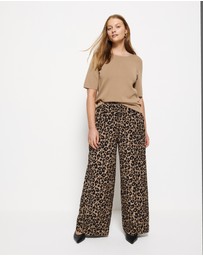 Commonry - Ella Tee