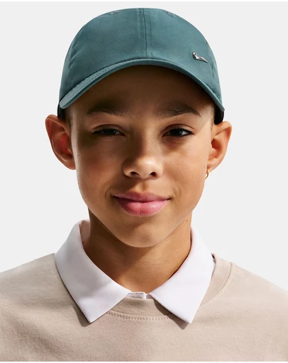 Nike - Unstructured Metal Swoosh Cap - Kids
