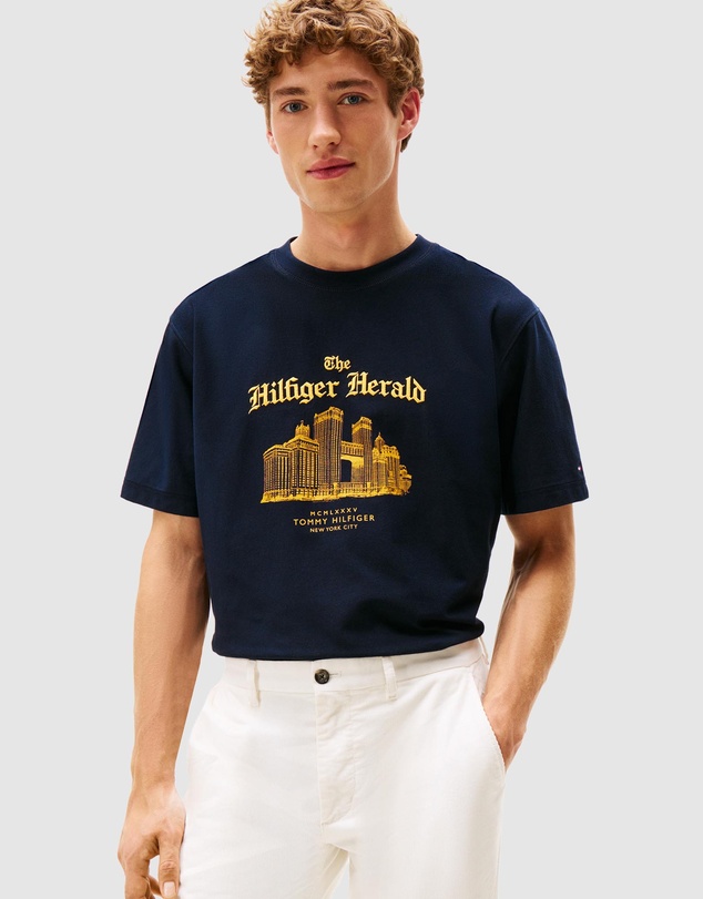 Tommy Hilfiger - Graphic Relaxed Crew Neck T-Shirt