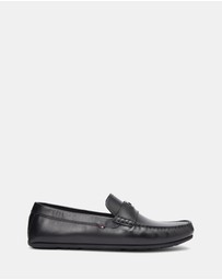 Tommy Hilfiger - Hardware Hilfiger Driver Shoes - Men's