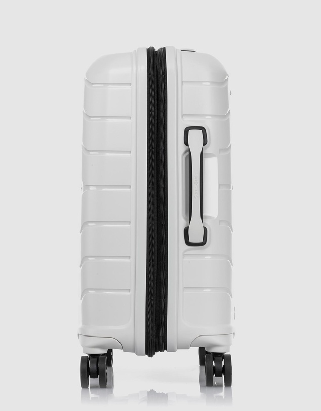 Samsonite - Oc2Lite 55cm Spinner Suitcase