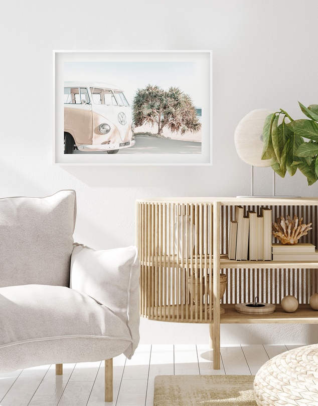 Olive et Oriel - Wategos Kombi Art Print