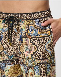 Camilla - Mid Length Boardshorts With Elastic Waist