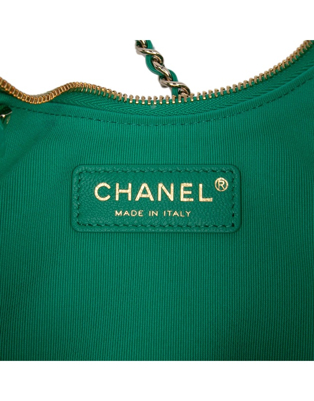 Pre-Loved by Azura Reborn - Pre-Loved Small Quilted Lambskin Chain Around Hook Hobo Bag