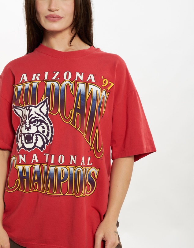 Vintage by The Real Deal - Pre Loved - 1997 NCAA University Of Arizona Wildcats Tee