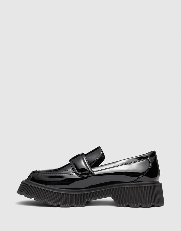 Therapy - Risky Loafers