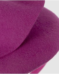 Max Alexander - Felt Winter Fuchsia Pillbox Fascinator