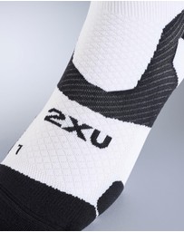 2XU - VECTR Light Cushion Crew Socks