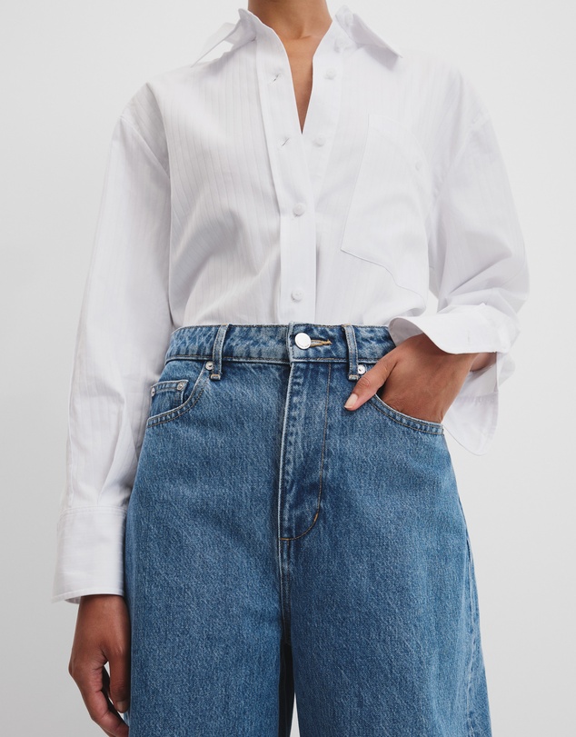 Country Road - Curved Wide Leg Jean