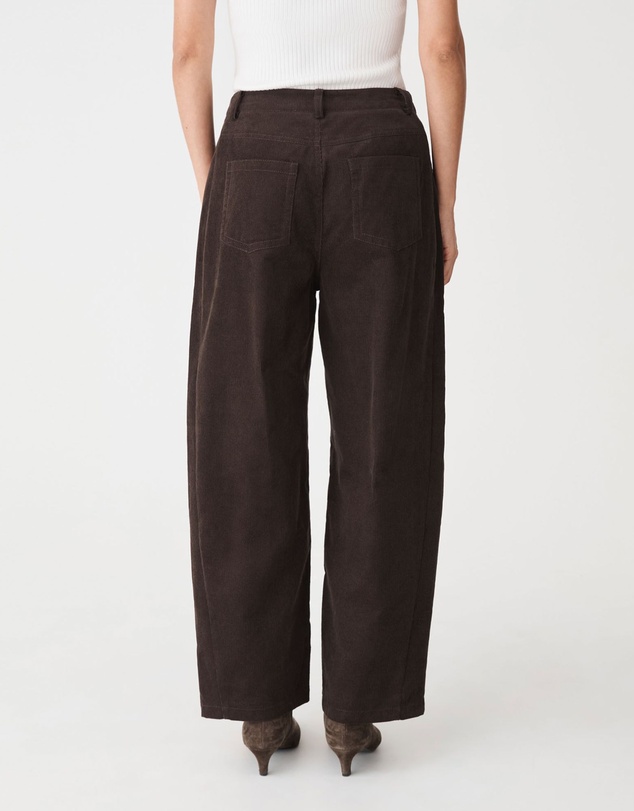 Forcast - Nya Corduroy Barrel Leg Pants