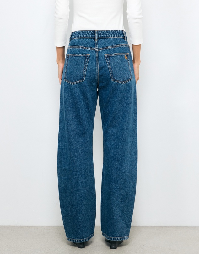 AERE - Mid Rise Curve Leg Jeans