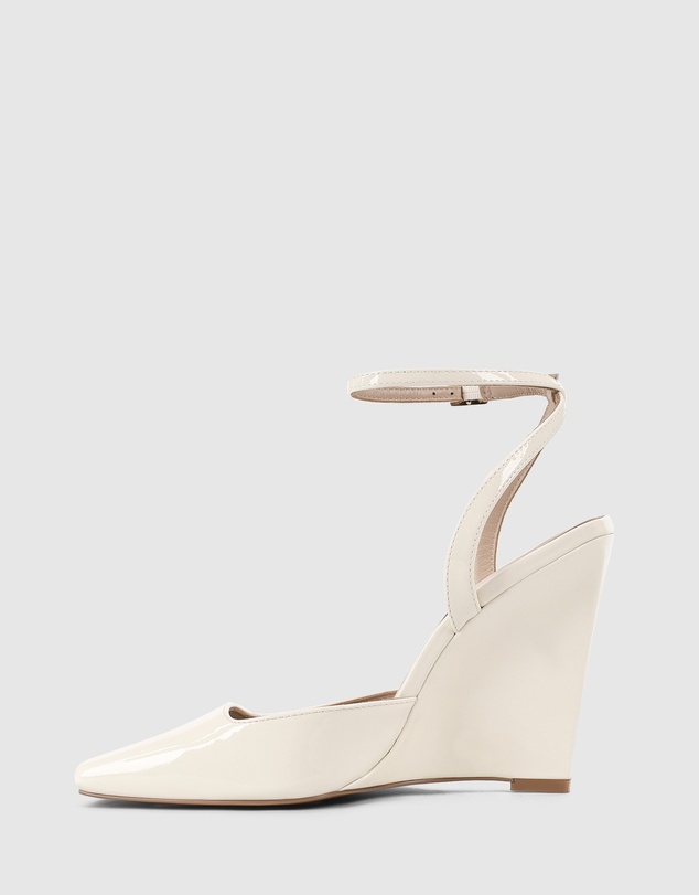 LANA WILKINSON - Mona Patent Wedge