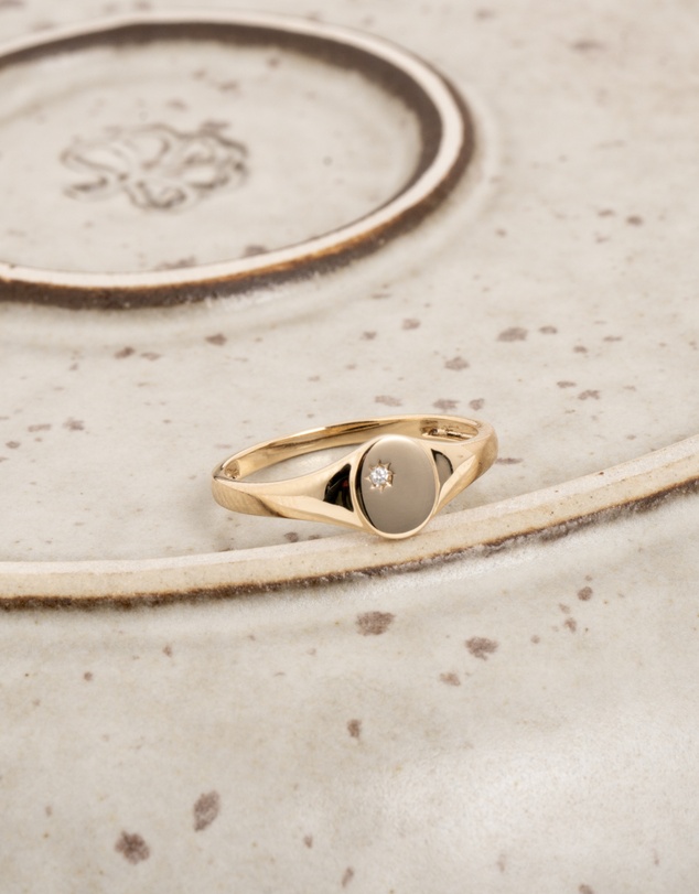 Luna Rae - Solid Gold - Rhia Diamond Signet Ring