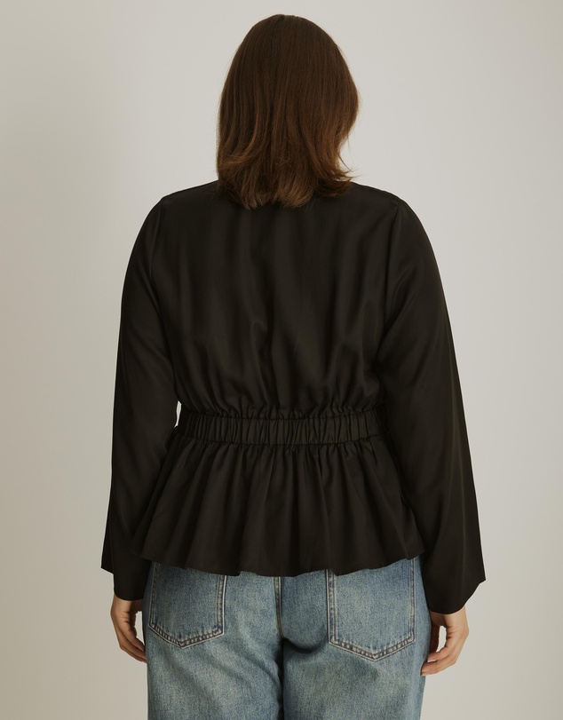 Atmos&Here Curvy - Lyric V-Neck Ruffled Long Sleeve Top