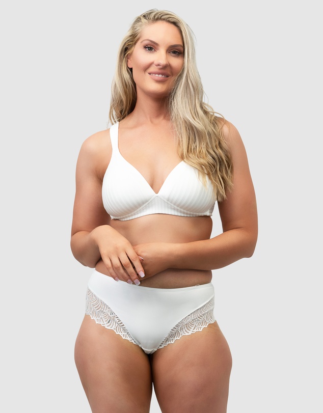 Naturana - The Wednesday Wide Strap Wirefree Bra