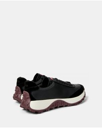 Camper - Trainers Drift Trail