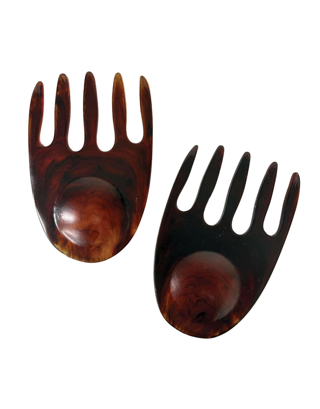 Urban Attitude - Urban Attitude SHELLY Salad Hands Servers Length 14cm, Width 9.3cm - Dark Cocoa