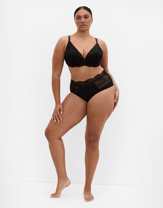 City Chic - Lia Contour Plunge Lace Bra