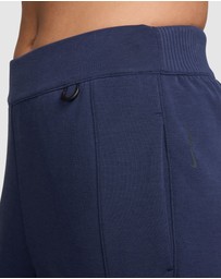 Nike - 24.7 Impossiblysoft Dri-FIT Mid-Rise Joggers