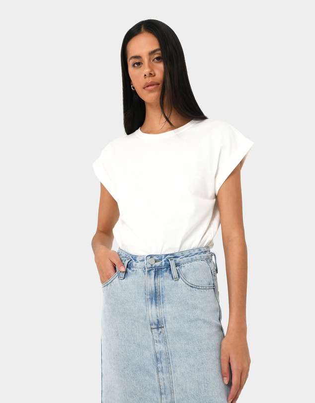 Forcast - Baylee Basic Tee