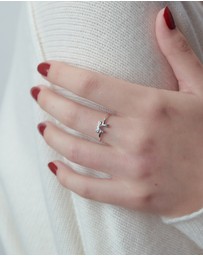 Karen Walker - Mini Bow Ring