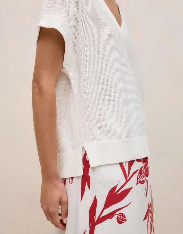 Trenery - Mercerised Cotton Relaxed V Neck Knit in White